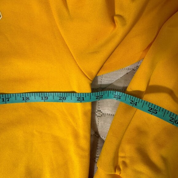 Nashville Predators 2th Year 1/4 Zip Yellow Logo Pullover ... - Picture 6 of 11